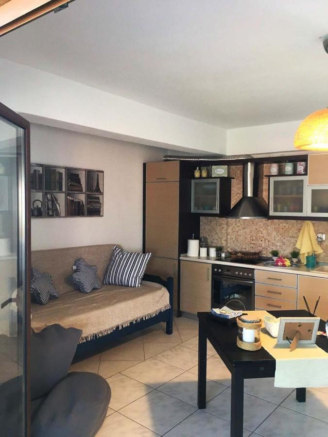 Beach Front Apartment In เปฟโกโฮรี ภายนอก รูปภาพ